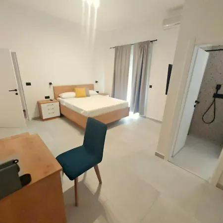 Elena * Tucepi
